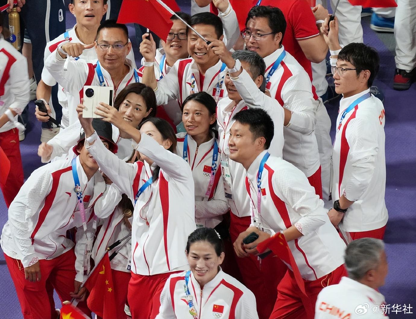 体育热点：中国代表团壮举获好评